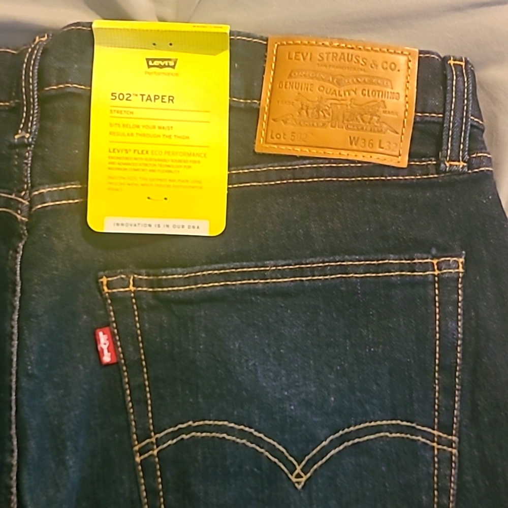 Levi 502 Taper Jean's Dark blue 36x32 New
